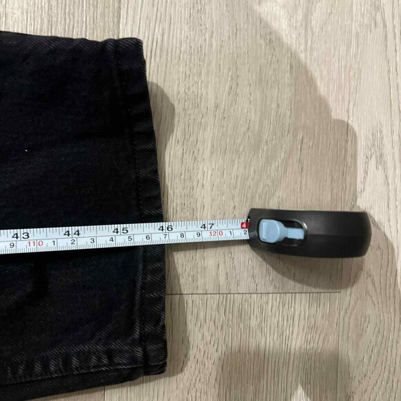 Abercrombie & Fitch 90's Straight Ultra High Rise Black Jeans - Picture 3 of 6